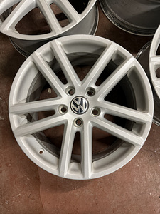 19" Volkswagen Touareg originaalveljed 5x130 (sobib ka Q7) (2 foto / 8)
