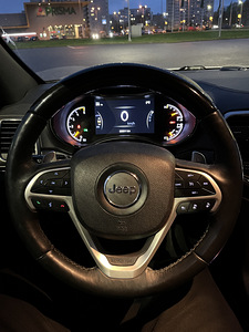 Jeep Grand Cherokee 3.0 184kw (9 foto / 15)