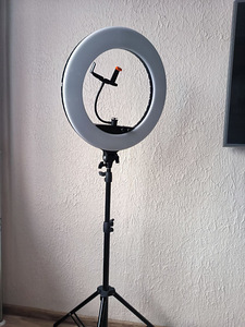 Ringlamp, кольцевая лампа (1 фото из 2)