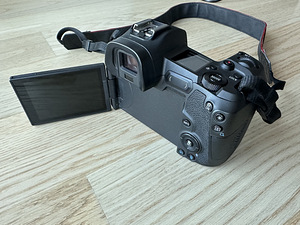 Canon R body (3 foto / 6)