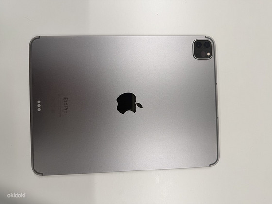 iPad Pro 11 1TB (11-дюймовый, 4-е поколение)