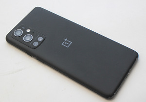 One Plus 9 Pro 128GB (3 foto / 3)