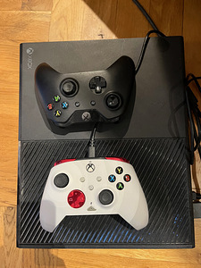 XBOX One и игры (3 фото из 7)