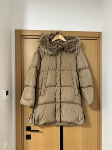 Maxmara куртка (1 фото из 8)
