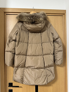 Maxmara куртка (2 фото из 8)