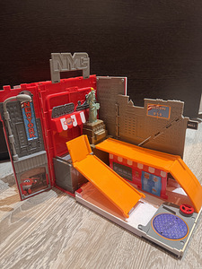 Super Wings Super Wings lennukite figuurid + maja (5 foto / 6)
