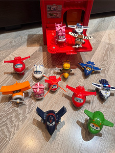 Super Wings Super Wings lennukite figuurid + maja (2 foto / 6)