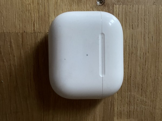 Airpods gen3 box