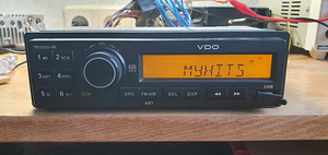 VDO TR7322U-OR MP3/USB FM 24V (18-32V) автомагнитола (1 фото из 2)