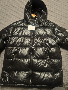 Moncler Maya (1 фото из 4)