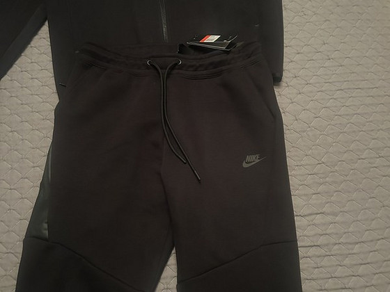 Nike Tech Fleece ülikond