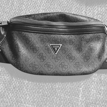 Сумка Guess