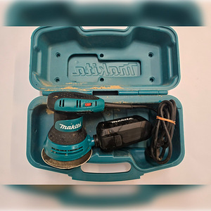 Эксцентриковая шлифмашина Makita BO5031 + Чемодан (3 фото из 5)