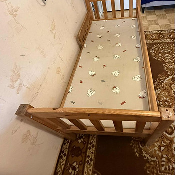 Кровать