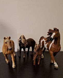 Пони Schleich (2 фото из 6)