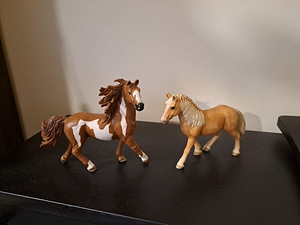 Пони Schleich (5 фото из 6)