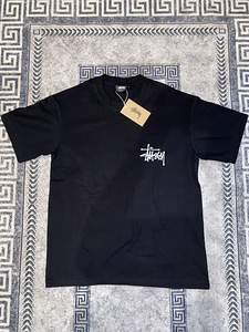 Футболка Stussy (1 фото из 3)