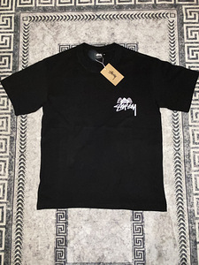 Футболка Stussy (1 фото из 3)