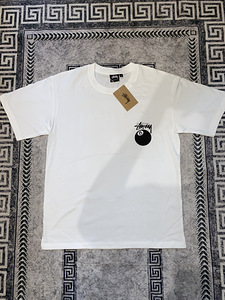 Футболка Stussy (1 фото из 3)