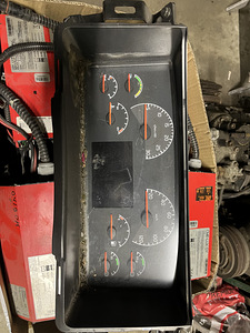 Запчасти для автобусов и грузовиков Volvo, Scania (3 фото из 10)