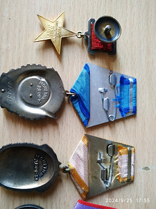 Знаки старые (2 фото из 5)