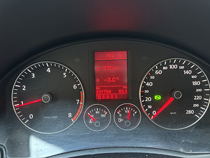 Vw Scirocco 2.0 TSI (8 фото из 8)