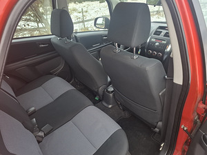 Fiat Sedici 1.9 88kw (8 foto / 11)