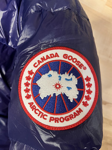 Canada Goose Crofton Пуховик (5 фото из 8)