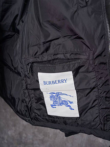BURBERRY куртка (9 фото из 9)