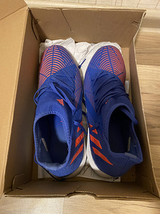 Кроссовки для футзала Adidas, в очень хорошем состоянии (2 фото из 3)