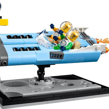 UUS AVAMATA LEGO 40789 Flying Moon Car