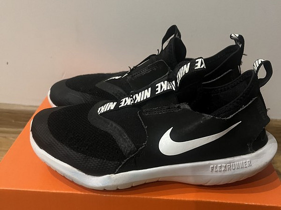 Nike s.34