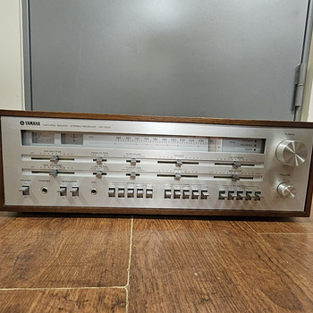 Yamaha CR-1000 FM стерео ресивер