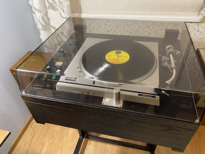 Technics SL-1000 MK2 PRO (1 foto / 8)