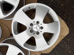 17" оригинальные диски Mercedes-Benz 5x112 (1 фото из 10)