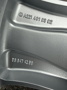 17" оригинальные диски Mercedes-Benz 5x112 (8 фото из 10)