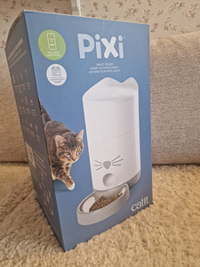 Автоматическая кормушка для кошек Catit PIXI Smart (1 фото из 3)