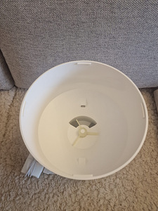 Автоматическая кормушка для кошек Catit PIXI Smart (3 фото из 3)