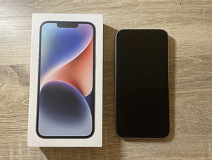 iPhone 14 (3 фото из 3)