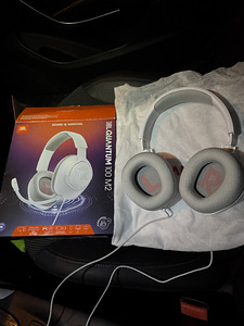 Jbl quantum 100m2 (1 фото из 2)