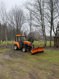 PRONAR 320AMK (2 foto / 8)