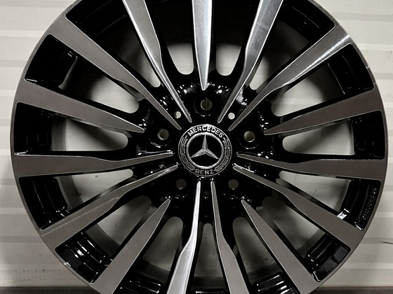 R19 Mercedes G Class 5x130 Ширина: 8.5 J: ET: 52 Диам. 84.1