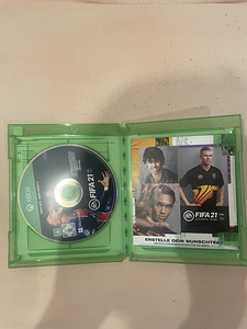 FIFA 21 Xbox Series X/One (2 фото из 2)