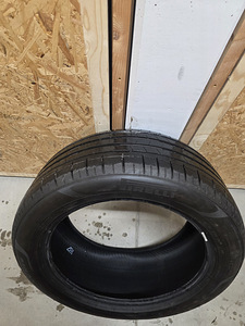 Шины Pirelli 285/45 R20 (6 фото из 7)