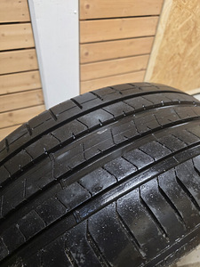 Шины Pirelli 285/45 R20 (3 фото из 7)