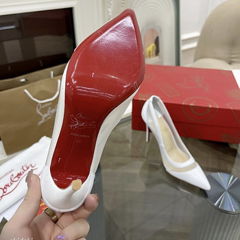 Louboutin valged kingad