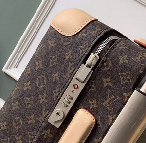 Чемодан louis vuitton (4 фото из 4)