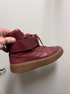 Puma takjakinnitusega nahast saapad (1 foto / 2)