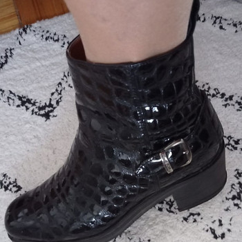 Saapad suurus 39 (24-24,5) Russell & Bromley