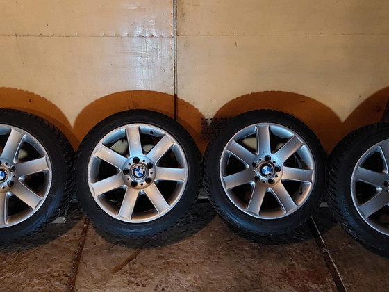BMW 17"x8J 5x120 valuveljed naastrehvidega